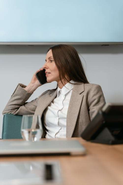 Top Mistakes to Avoid When Choosing a Business Phone System – And Why Cytranet Is the Right Choice