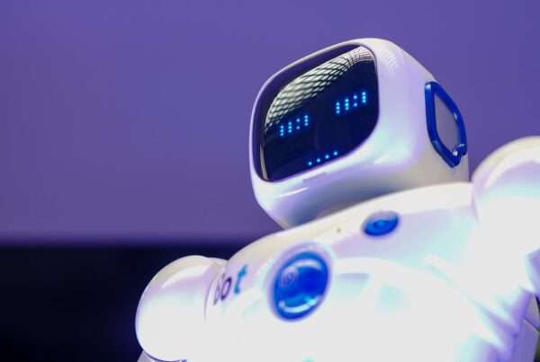 How AI Chatbots Help Small Businesses Deliver Faster, More Affordable Customer Service 24/7 8 AI Technology - How AI Chatbots Help Small Businesses Deliver Faster, More Affordable Customer Service 24/7