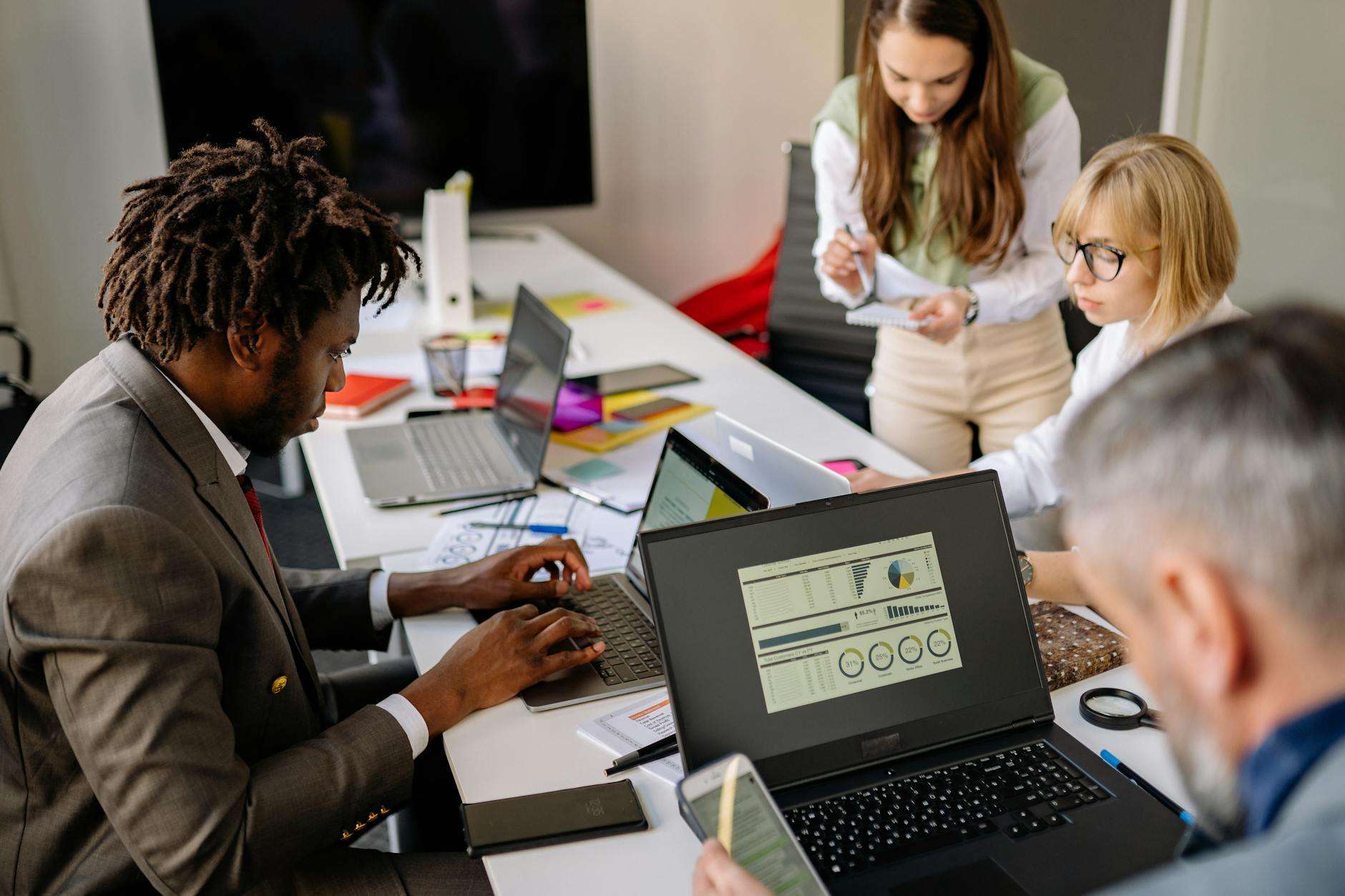 What Is Digital Employee Experience? How to Improve DEX in 2026