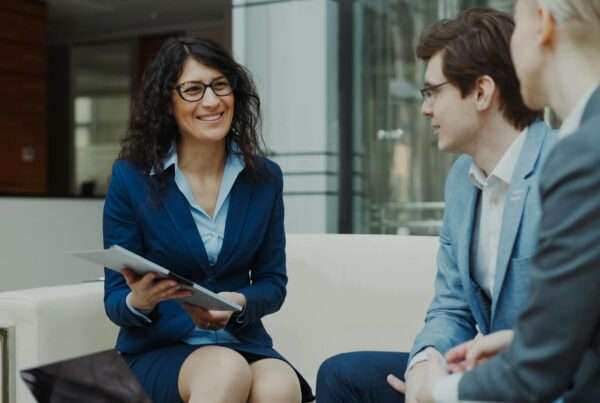 7 Questions to Ask Before You Choose a Managed IT Services Provider 5 Business team meeting to evaluate and choose managed IT services provider