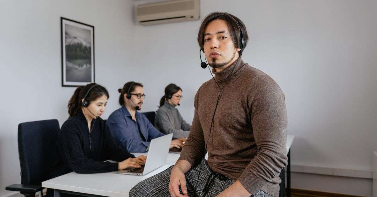 Contact Center Agent Onboarding: A Step-by-Step Guide to Faster Proficiency and Lower Turnover