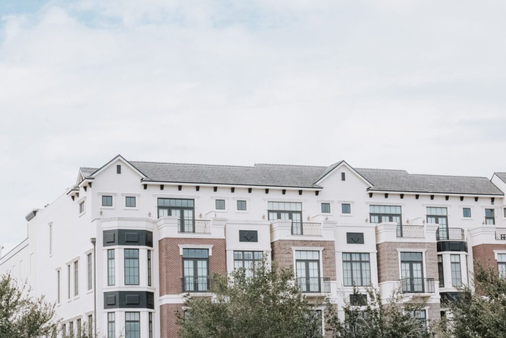 Modern multi-story apartment building representing Cytranet's MDU internet and managed Wi-Fi services for multi-dwelling units