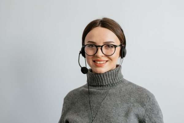 Customer service agent using empathy and active listening on a call