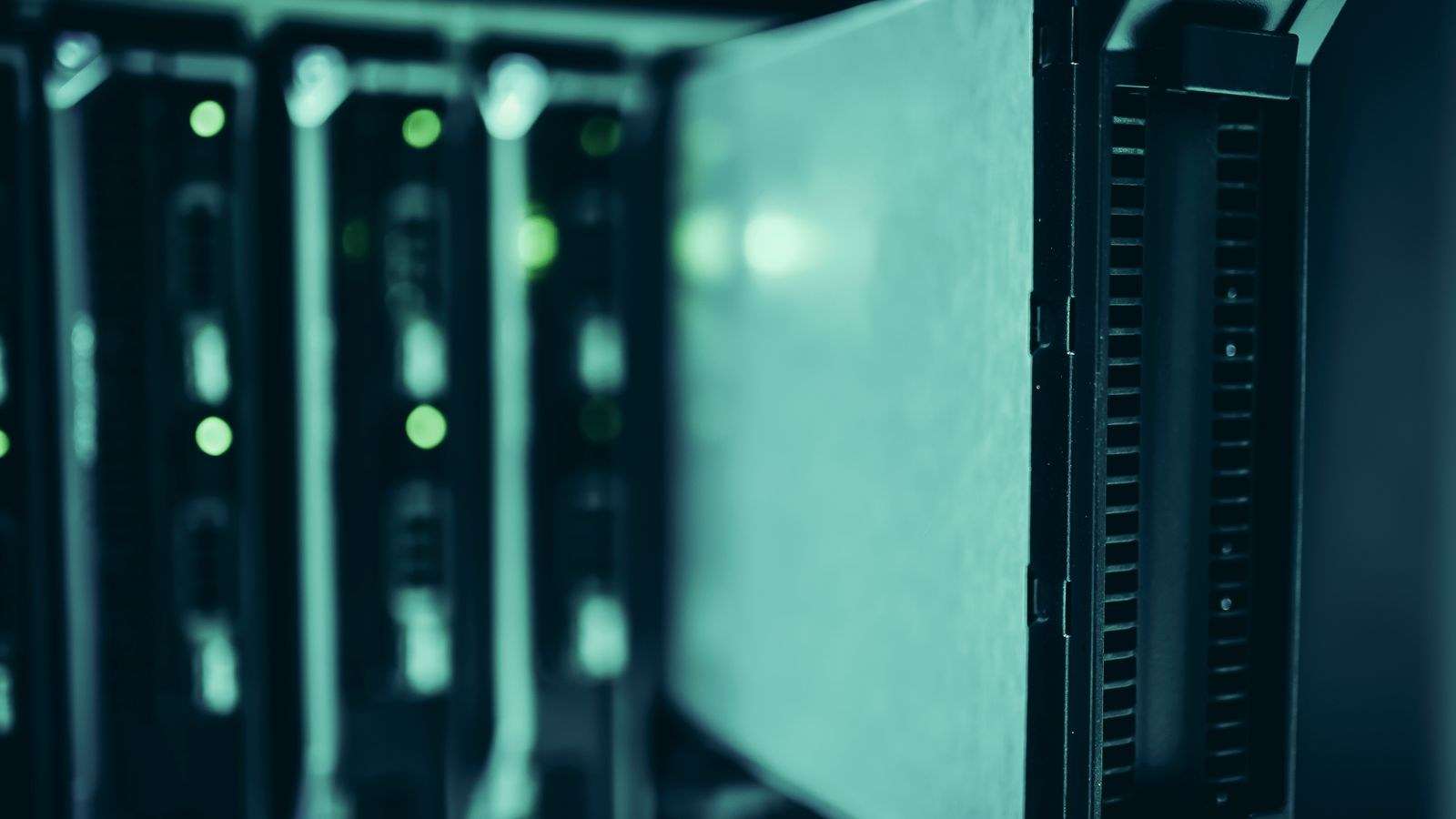 Secure enterprise cloud data center server racks powering Cytranet cloud database and hosting services