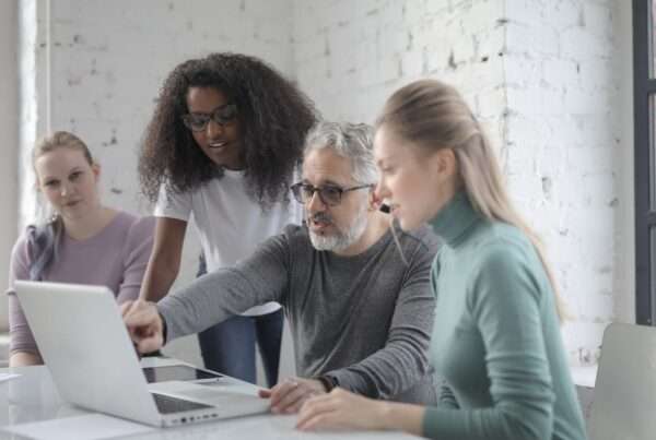 Meeting Notes That Drive Action: A Practical Guide for Distributed Teams 5 Meeting collaboration for action and follow-through