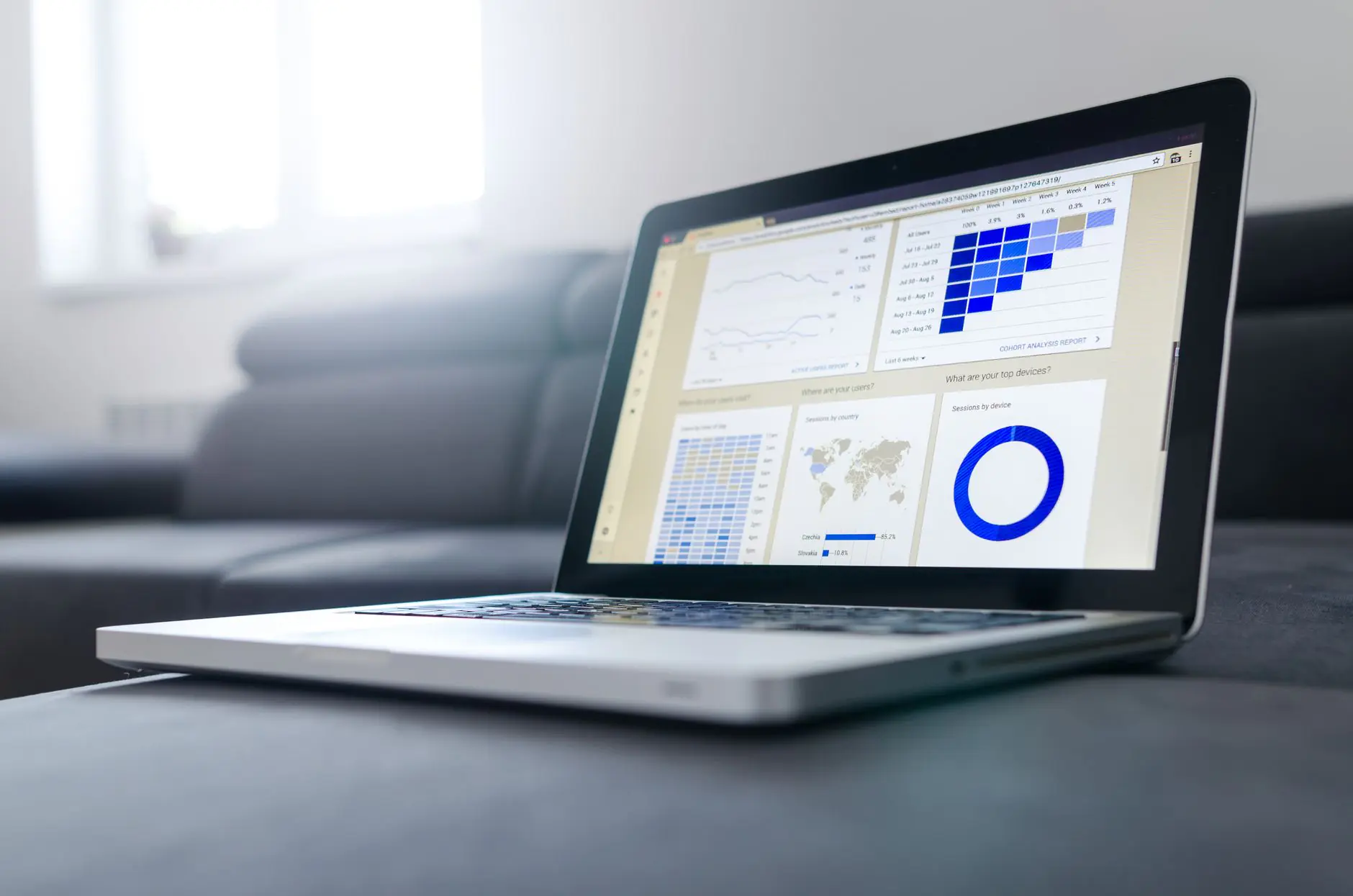 Agentic AI in Customer Service: How Much Autonomy Should You Give It? - Cytranet
