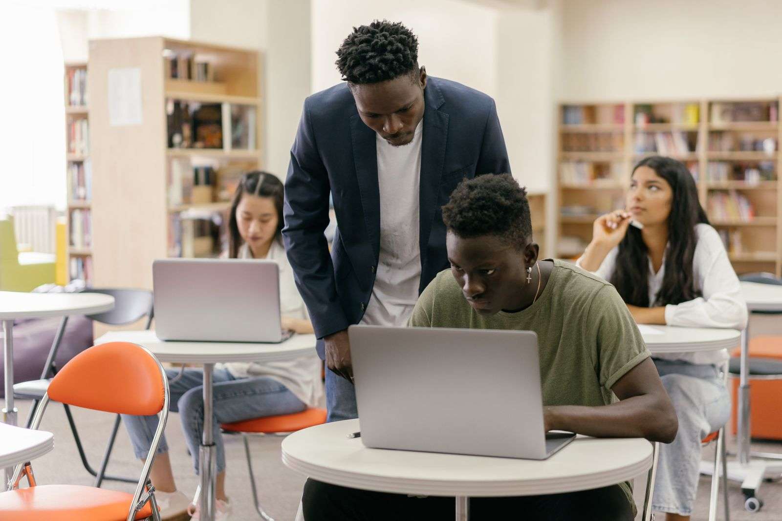 Hundreds of Devices, One Classroom: Doug Roberts on Wi-Fi Built for Schools and Libraries