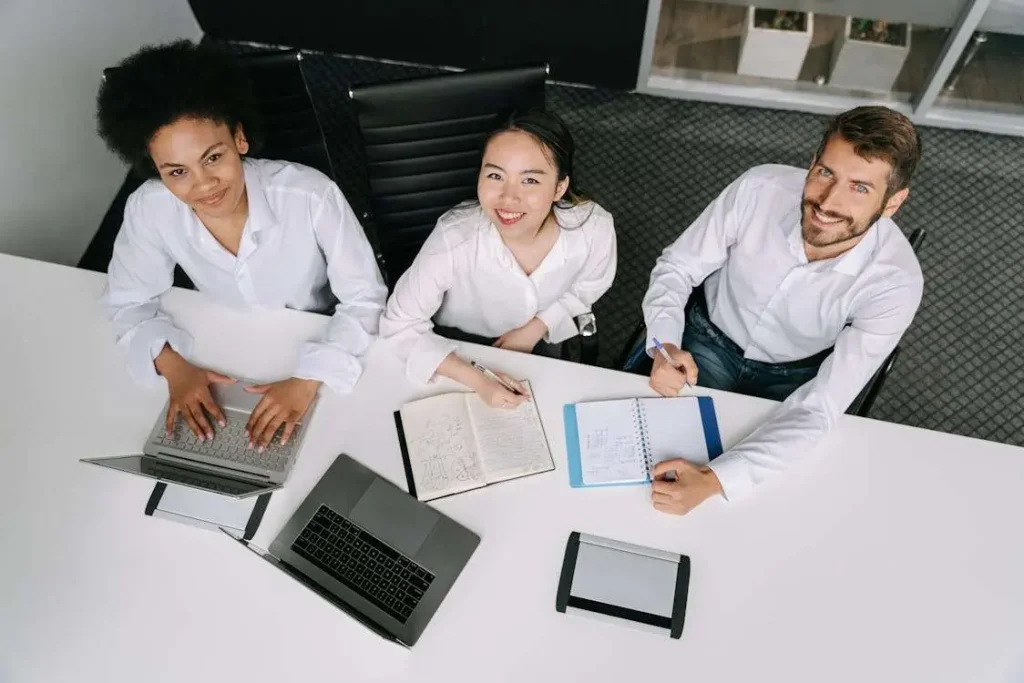 Business - Strengthen Your IT Strategy: The 3 Pillars that Drive Business Results