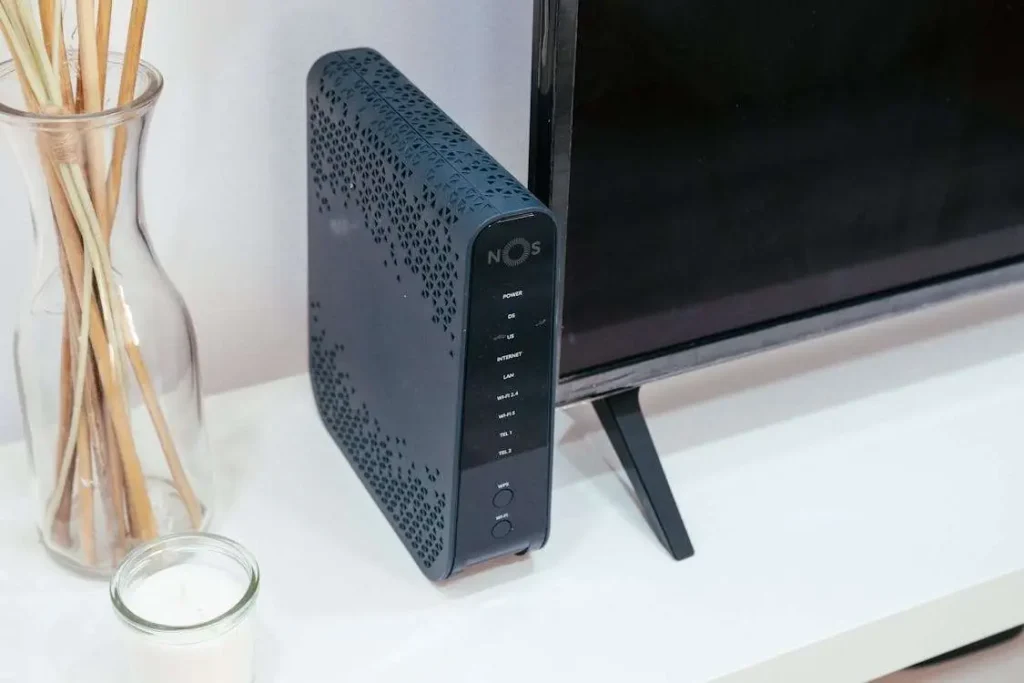 WiFi Network - Revolutionizing Business Communication with Wireless Internet: How Cytranet Empowers the Modern Workplace