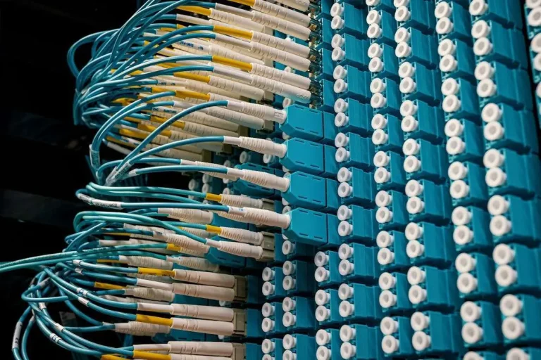Fiber Optic Network - Doug Roberts, CTO of Cytranet, on Smarter Fiber: Building Reliable, Low-Latency Business Internet for the AI Era